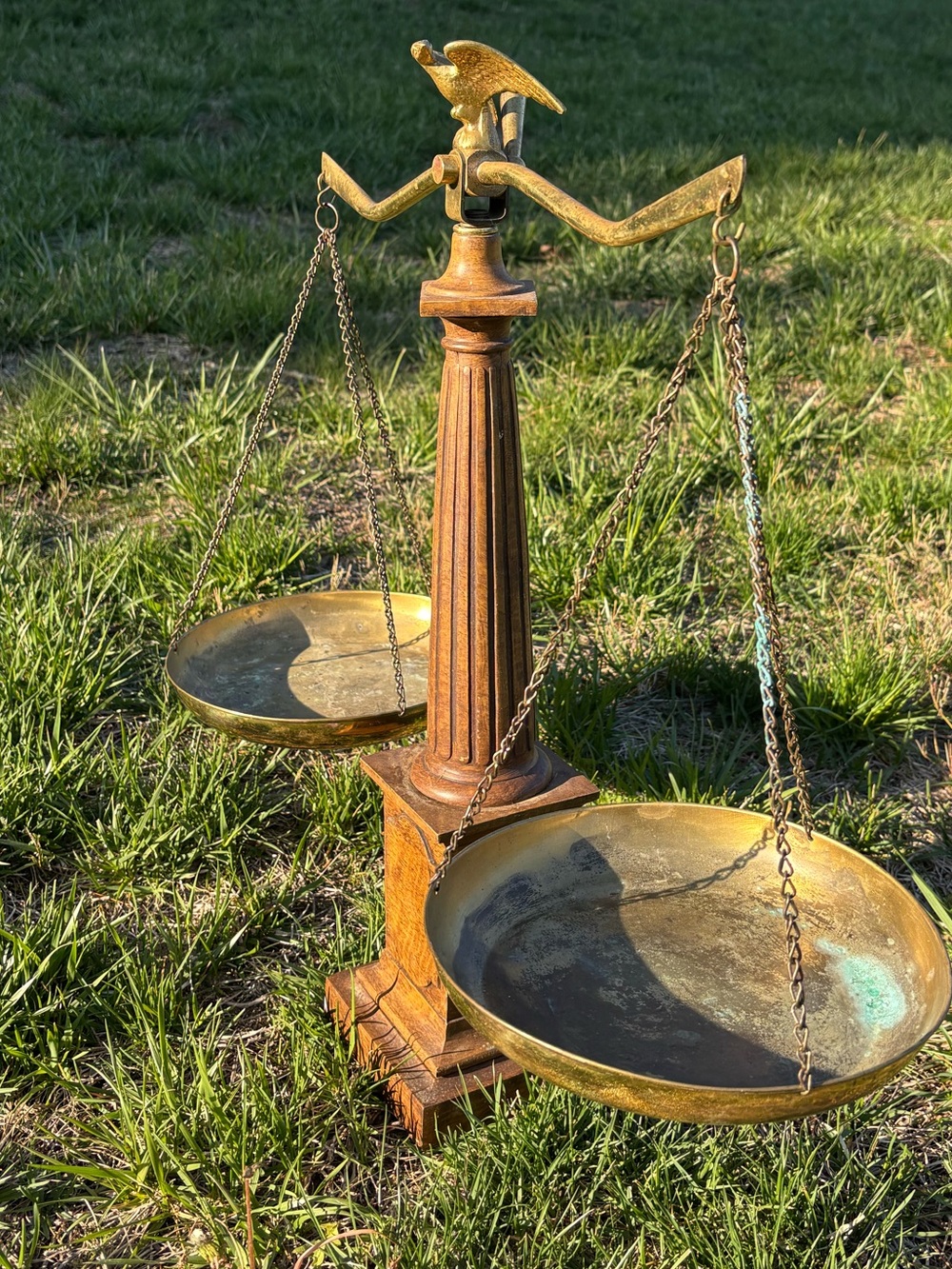 Antique-Style Brass Balance Scale Decorative Accent - Gold